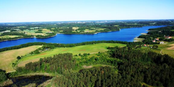 Jak kupowano u nas ziemię po 89. Roku